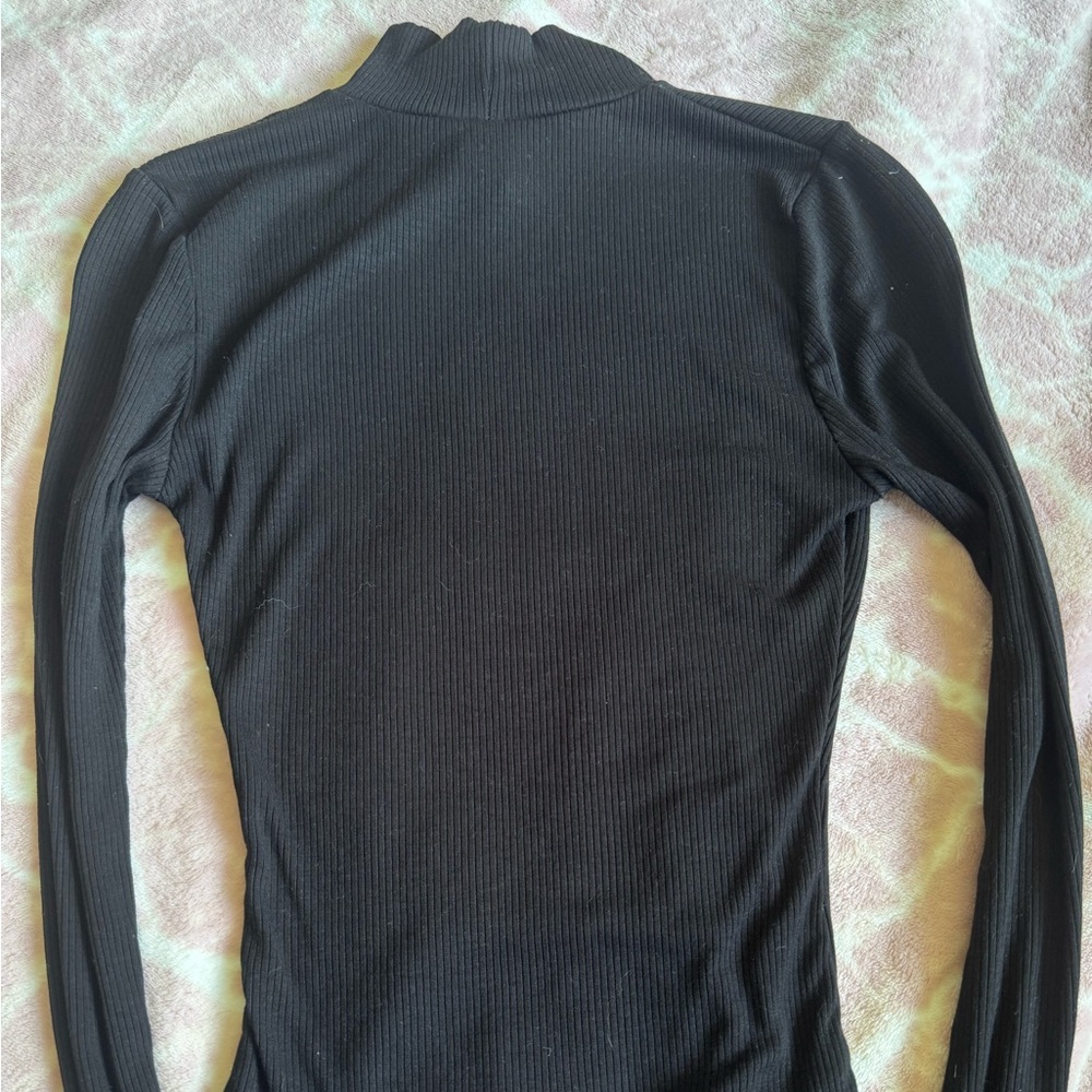 Windsor Black Fitted Long Sleeve Tee